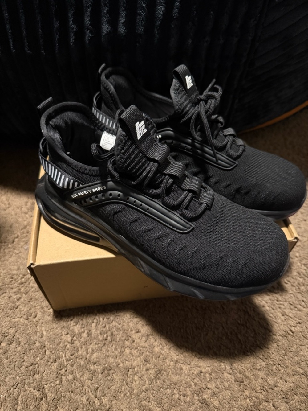 Men's Black Athletic Safety Sneakers (Steel Toe)